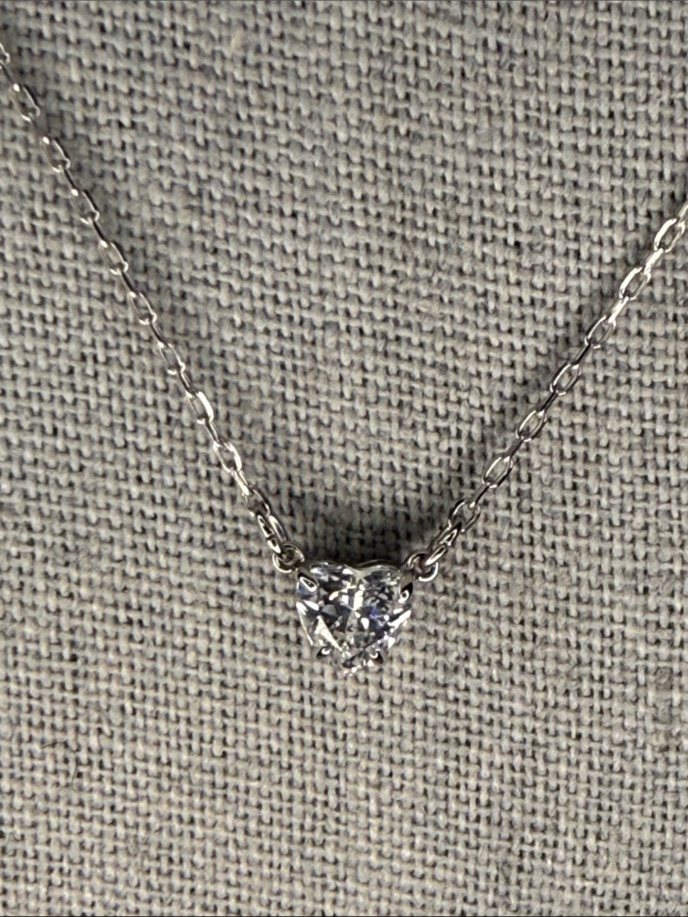 Swarovski Crystal Solitaire Pendant Necklace 16" Silver Tone Classic Sparkle - Picture 3 of 4